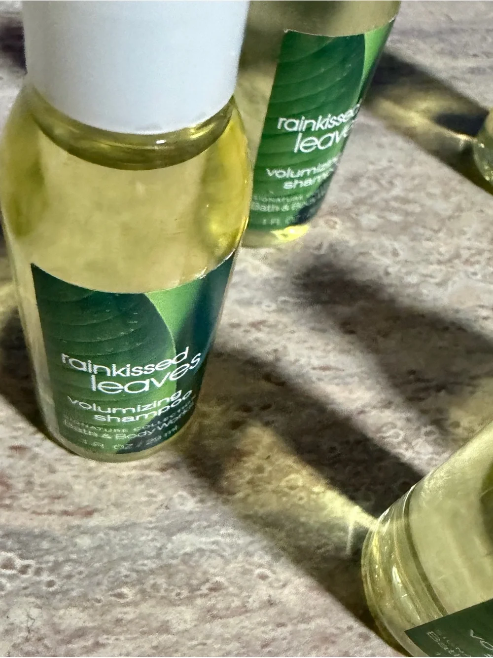 Bath & Body Works 6- Rain-Kissed Leaves Volumizing Shampoo - Travel Bottle